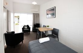 accommodation for one person with full kitchen facilities